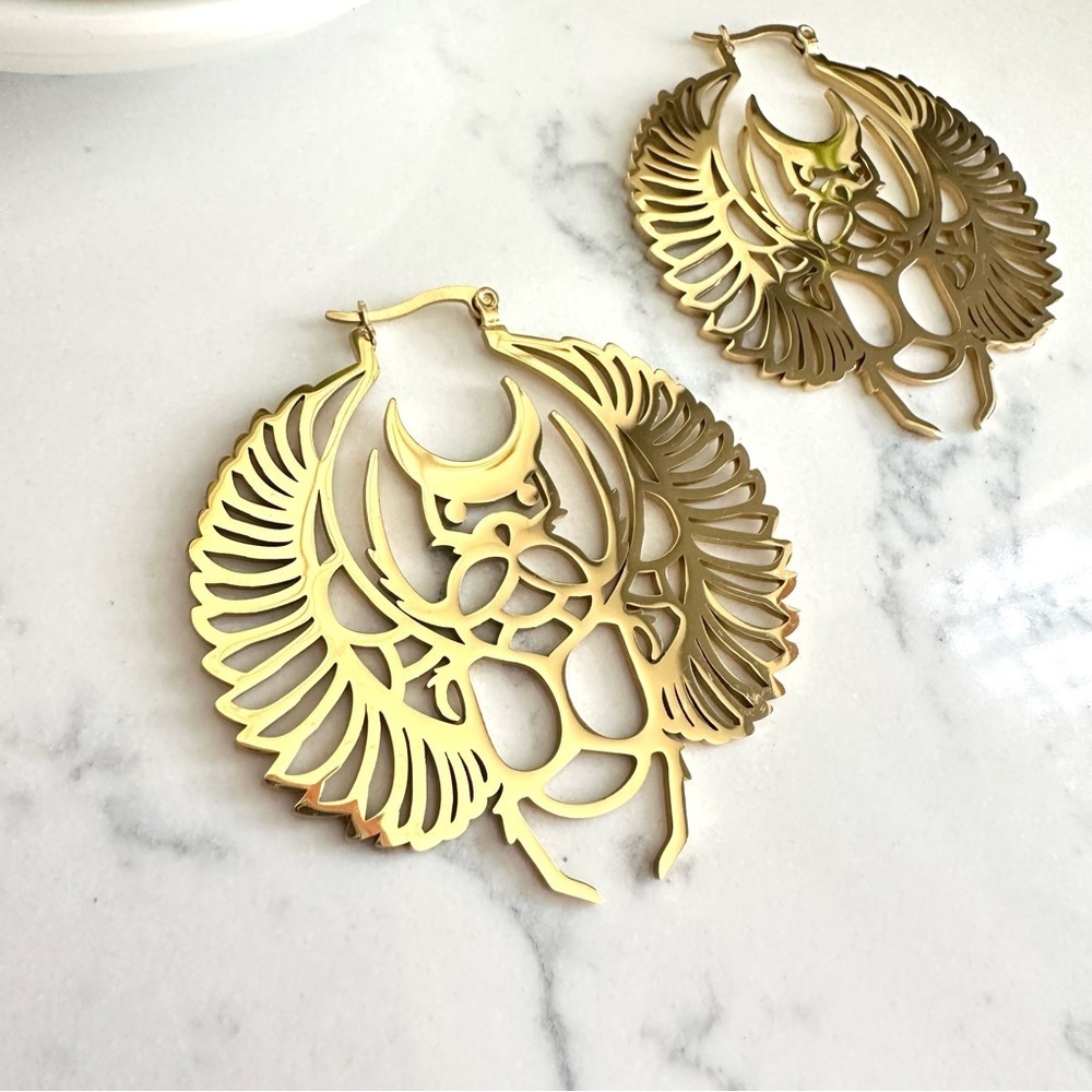 2/$30🌵 Vintage Style Antiqued Gold Winged Scarab Earrings Insect Egyptian NEW - Picture 4 of 7